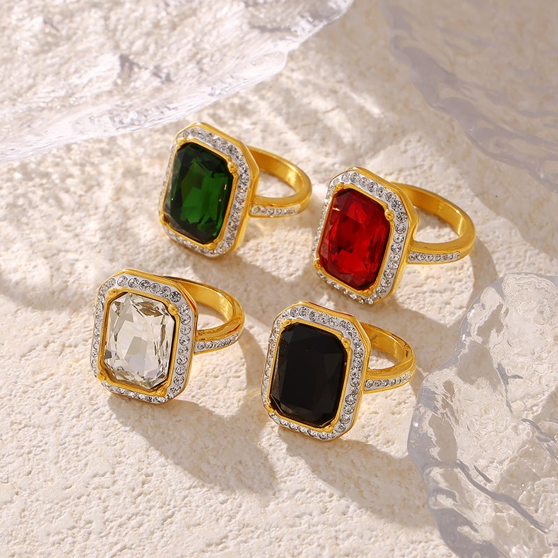 New Rectangular Ring With Large Diamond Niche Light Luxury Titanium Steel Plated 18K Gold Court Style Ring - Image 2